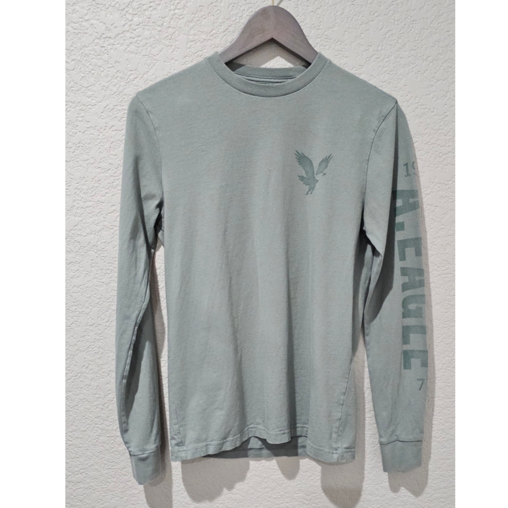 American Eagle Outfitters Men's Green Long Sleeve Shirt